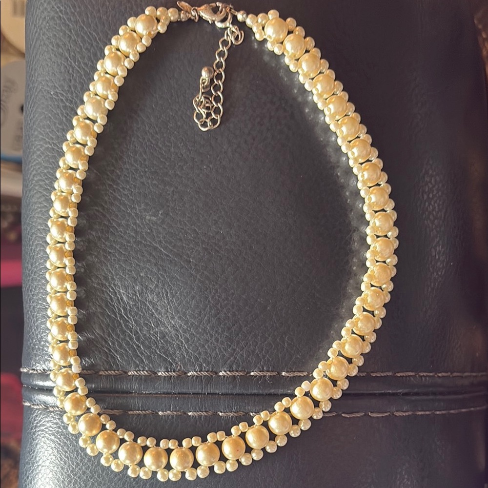 Vintage pearl necklace